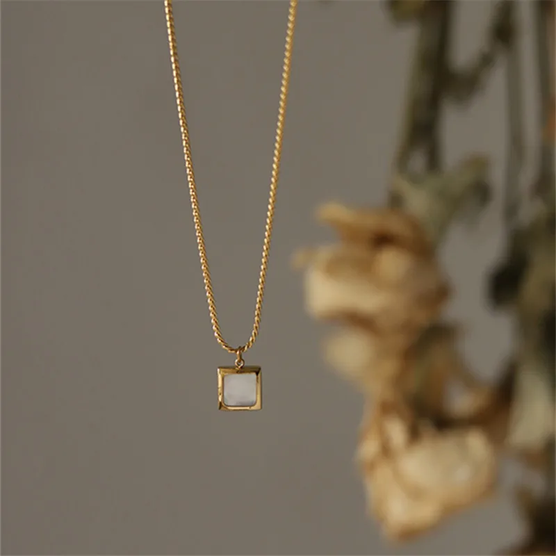 Main Stainless Steel Plated 18K Gold Geometric Glossy Square Shells Pendant Necklace Women Trend Hip Hop Party Jewelry image