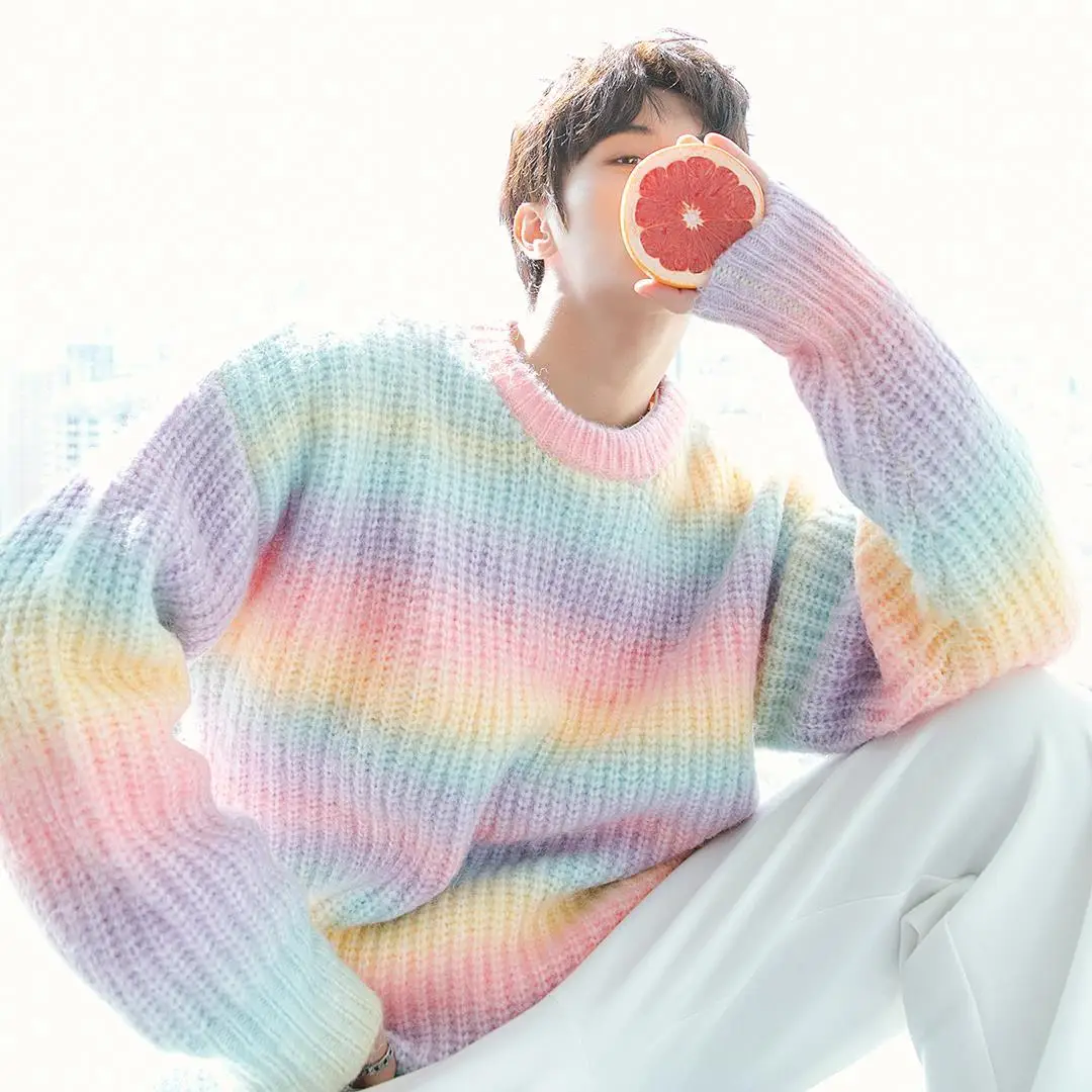 2022 Men's Gradient Tie Dye Round Neck Loose Sweater Knit Sweater Autumn Rainbow Striped Casual Long Sleeve Sweater