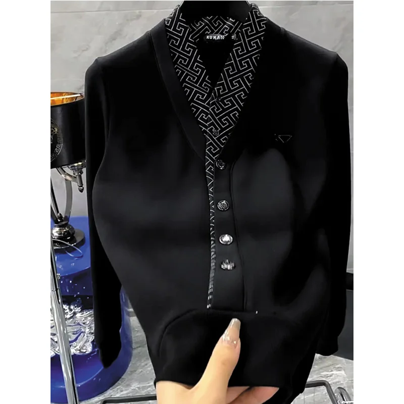 Spring Autumn New Men Fake Two Pieces Bottoming Shirt Men's Clothing Fashion Patchwork V-neck Long Sleeve Buttons Sweatshirts