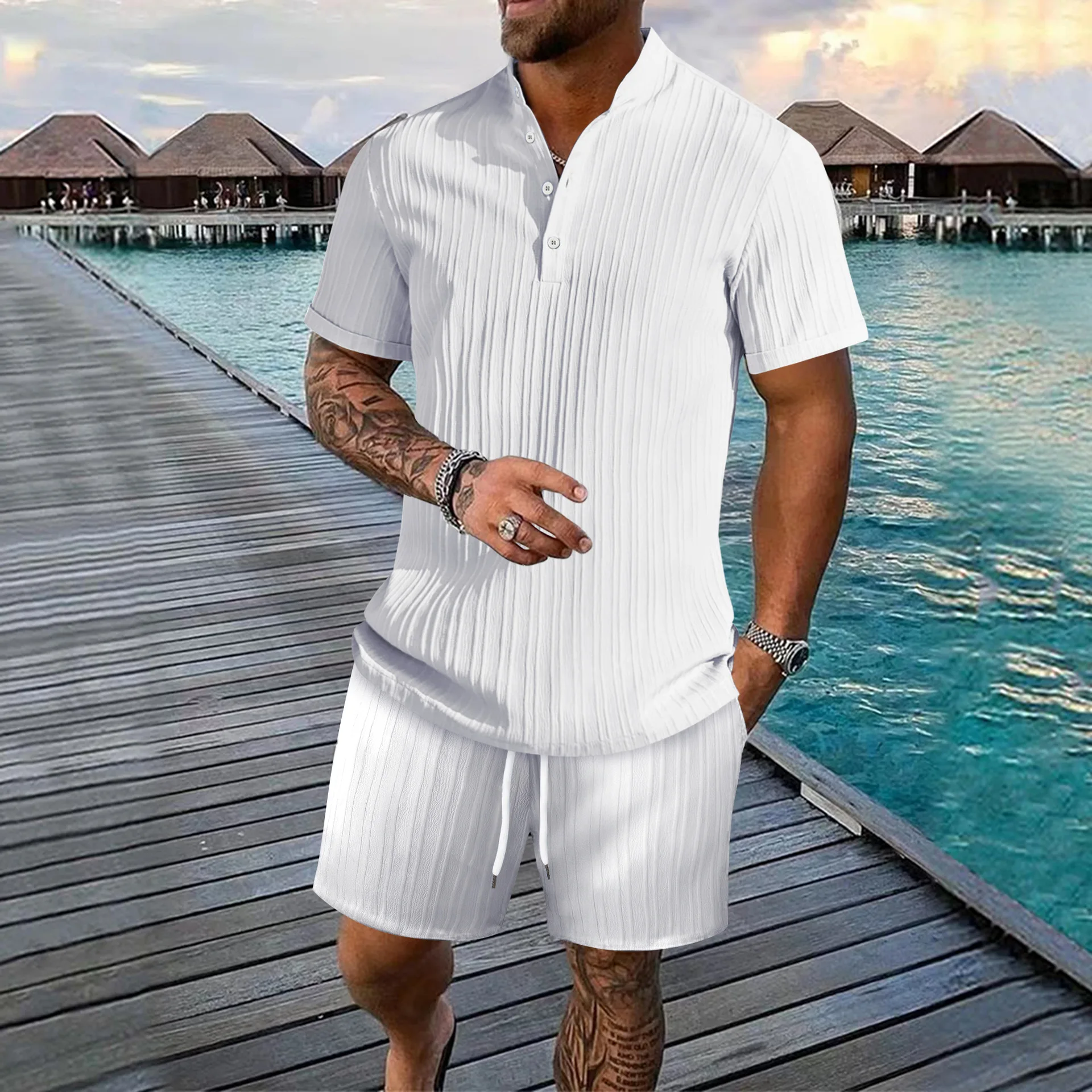 2024 New style Summer Men's Striped Shirt Loose Casual Short Sleeve Shorts Beach Suit Fashion Trend Pullover